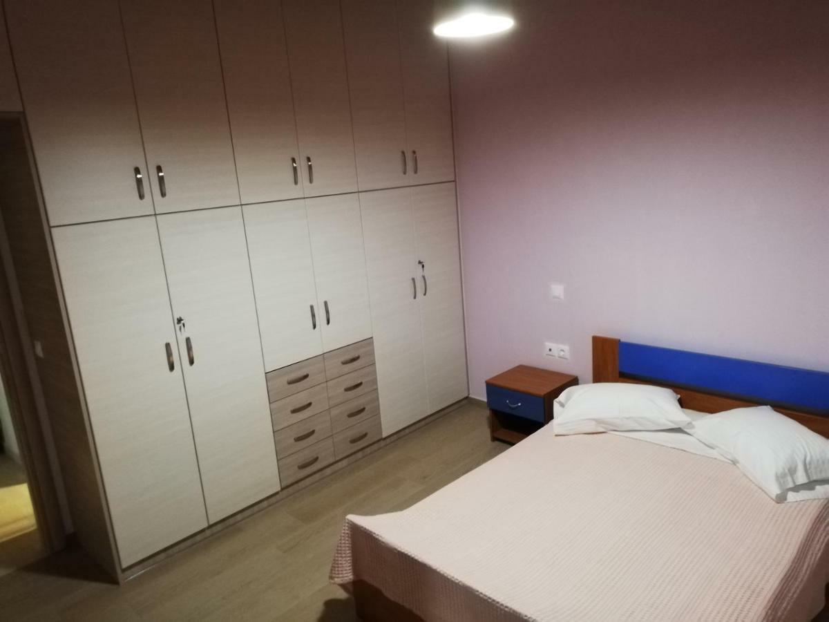 Iremia Rooms Adamantas  Екстериор снимка