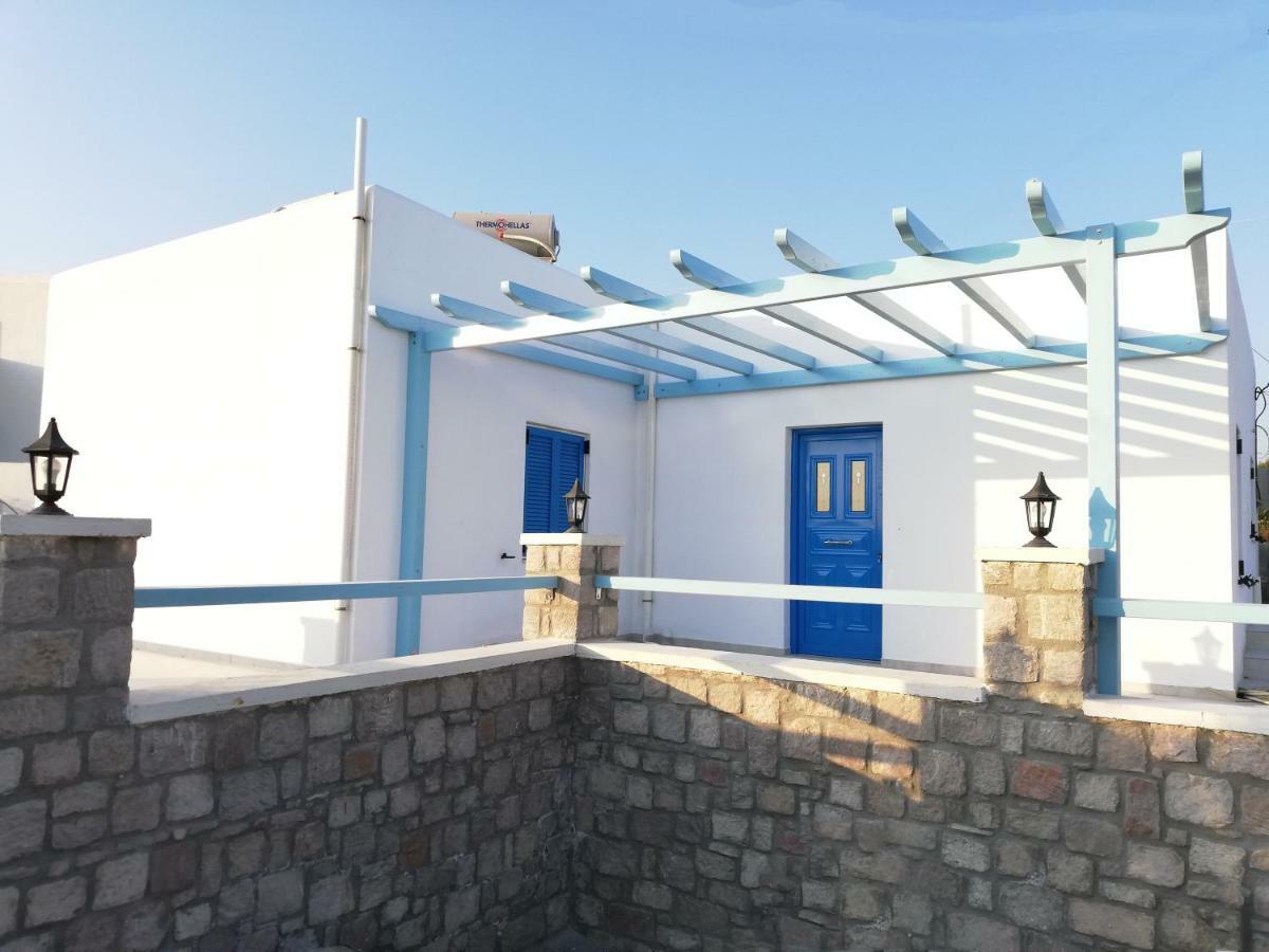 Iremia Rooms Adamantas  Екстериор снимка